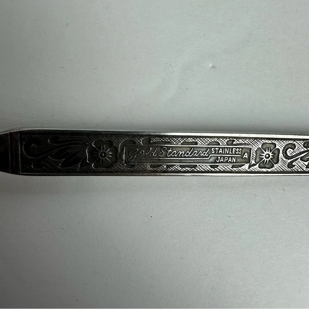 Vintage Gold Standard Night Blossom Table Knives (4) & Butter Knife (1) Japan